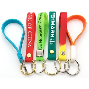 Bracelet en silicone personnalisé avec logo 3D, respectueux de l'environnement, porte-clés en silicone, bracelet en silicone, porte-clés - Product Image 5