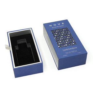 Scatola di Carta per Profumo di Lusso Personalizzata con Taglio Laser, Design Rigido in Cartone con Dettagli Intagliati e Fodera in Spugna Nera Floccata - Product Image 2