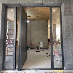 <span class=keywords><strong>Porte</strong></span> pivotante électrique en aluminium sur mesure avec design de grille en verre, entrée intelligente à capteur robuste pour entrée de maison contemporaine - Product Image 5