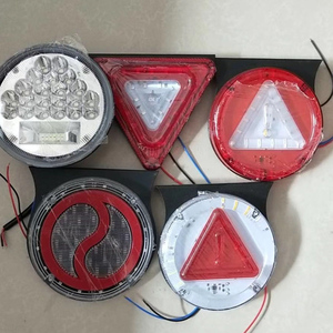 Bán Nóng Tùy Chỉnh 24V Trailer Xe Tải Tam Giác Nhấp Nháy Cảnh Báo Đèn Đuôi - Product Image 6