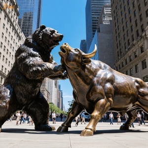 Plaza de la ciudad al aire libre personalizada, decoración pública, estatua de Animal fundido de bronce grande moderna, Toro y oso gigante frente a cada escultura de bronce - Product Image 5