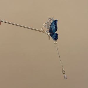 Épingle à cheveux papillon raffinée et rêveuse en strass, haut de gamme, avec pompon, pour tresses, outil polyvalent et magique - Product Image 5