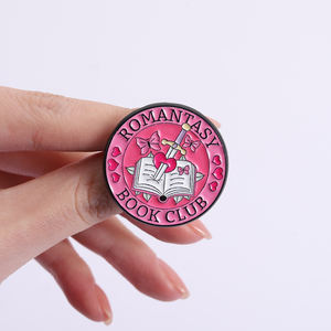 Romantasy Kitap Kulübü Emaye Rozetleri Fantezi Okuyucu Romantasy Rush Kitapsever Broş Yaka Rozeti Takı Toptan Satış - Product Image 4