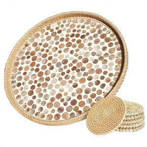Plateau rond en rotin moderne de 13,8 pouces avec incrustation de nacre, ensemble de sous-verres en rotin, décoration de salon, utilisation en cuisine - Product Image 2