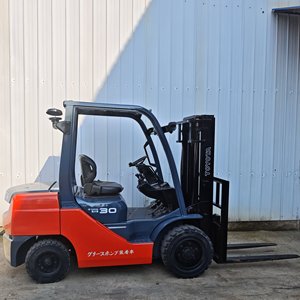 מלגזה משומשת איכותית מיפן, טויוטה <span class=keywords><strong>30</strong></span> 3 טון, דגם 2022, עם מנוע, תיבת הילוכים, משאבה ומסבים במחיר טוב - Product Image 6