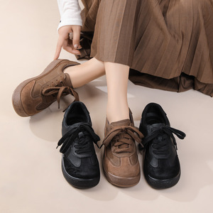 Zapatos de Mujer de Cuero Decheng - Nuevo Estilo Retro Marrón - Zapatillas Deportivas de Talla Pequeña - Suela Plana - Diseño Marmoleado - Product Image 3