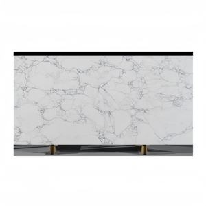 Plans de travail de cuisine modernes Calacatta îlots de comptoir en quartz blanc dalles de pierre artificielle dessus de vanité personnalisé - Product Image 1