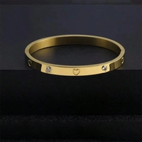 Juego de Brazaletes de Acero Inoxidable con Certificado CE RHOS, Chapado en Oro de 18K, con Corazón de Diamantes de Imitación, Diseño de Lujo para Mujer, Regalo para el Día de la Madre