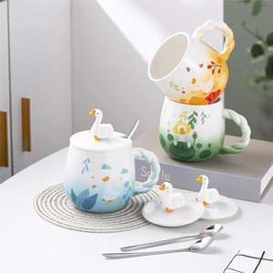 Cartoon Big White Goose Girl Cute Mug Office Tasse en céramique de grande capacité avec couvercle - Product Image 2