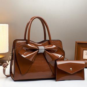 Ensemble de 2 pièces Sac à main en cuir PU brillant avec nœud Sac fourre-tout pour femmes Grand sac à bandoulière 2 en 1 Cadeau pour dame - Product Image 5