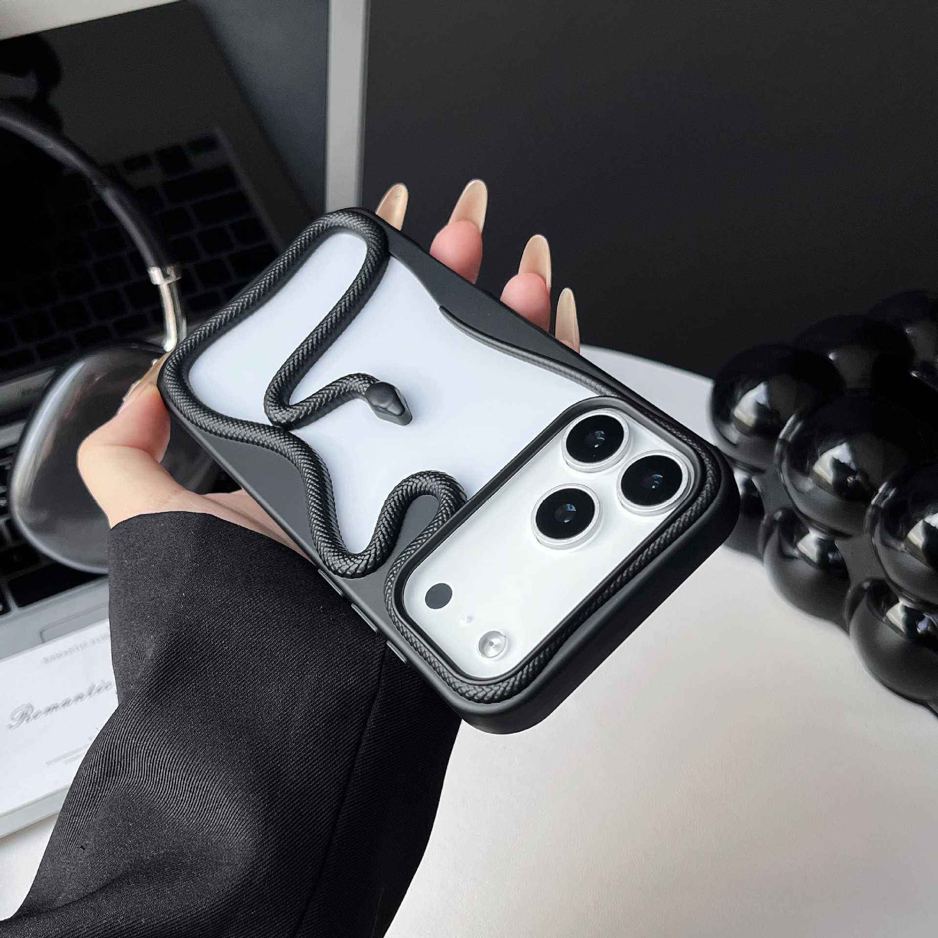 สีดำด้าน