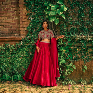 NiMa Creations <b>Red</b> <b>Silk</b> Sequins Lehenga Choli Floor-Length Traditional Women's Wedding Dress India Pakistan Style - Product Image 1