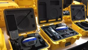 ใช้ราคาถูกมาก99% อุปกรณ์สำรวจใหม่ที่แตกต่างกัน GPS chcnav I73 + , GNSS, RTK Rover สำหรับการสำรวจ<span class=keywords><strong>ที่ดิน</strong></span> - Product Image 3