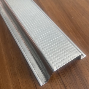 Ingrosso chiglia <span class=keywords><strong>in</strong></span> acciaio leggero zincato <span class=keywords><strong>in</strong></span> metallo binario canale U striscia di gesso <span class=keywords><strong>cartongesso</strong></span> parete a secco struttura del soffitto - Product Image 5