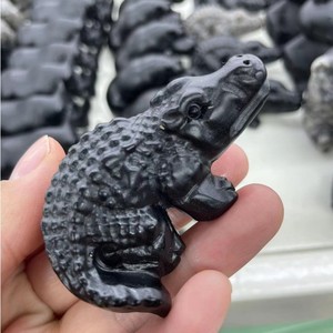 Cristales de obsidiana negra tallados a mano, figuras de animales de cristal, artesanías de cristal para decoración. - Product Image 1