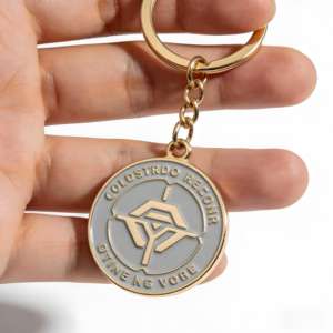 Porte-clés en métal personnalisé, design gratuit, plaqué or ou argent, laiton, alliage de zinc, artisanat métallique - Product Image 1