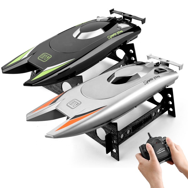 Dual Motor Electric Speedboat Toys 2