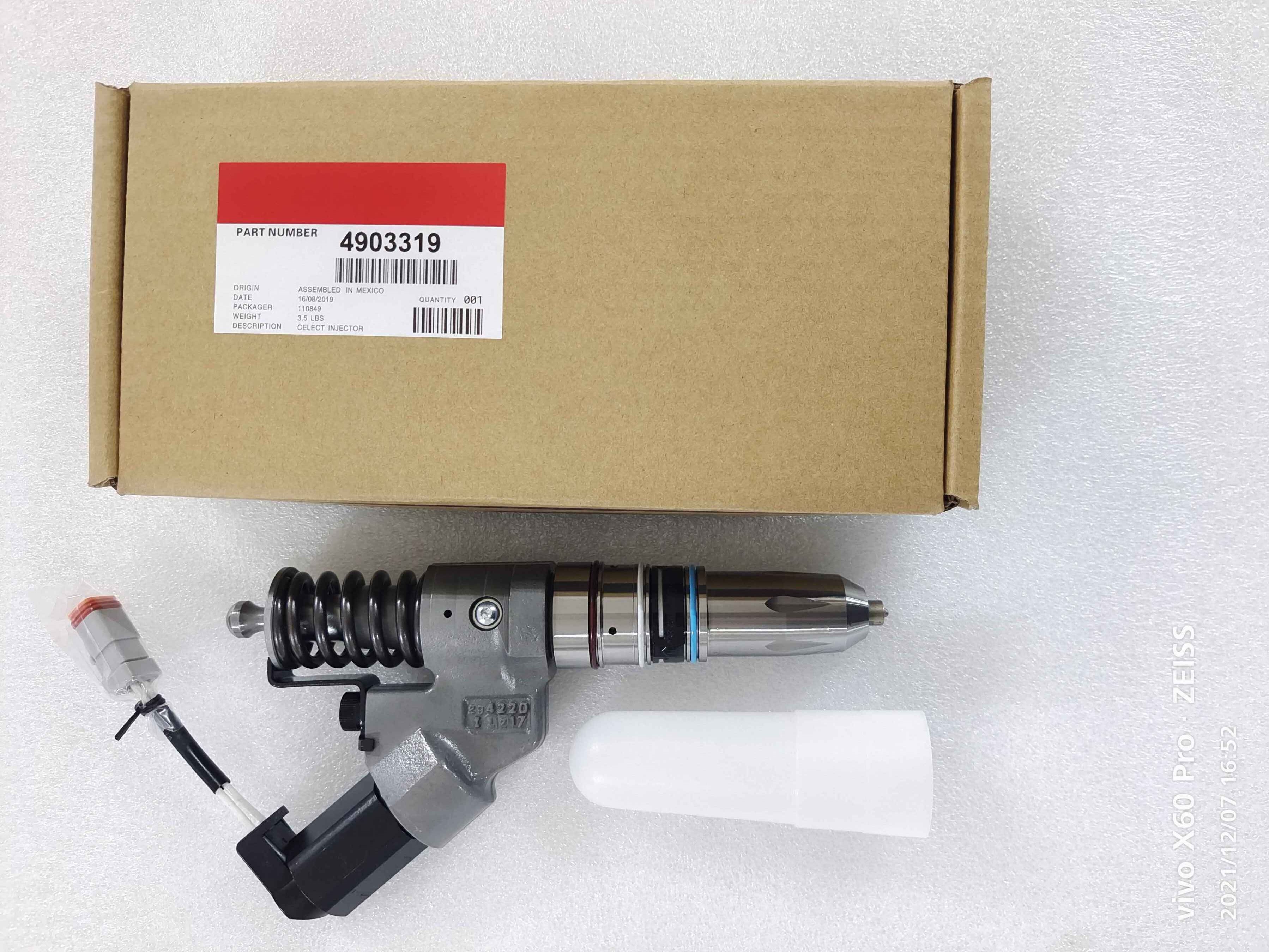 diesel fuel injector 4903319 common rail injector 4903319 for cummins Qsm11 M11  engine high quality pump nozzle 4903319