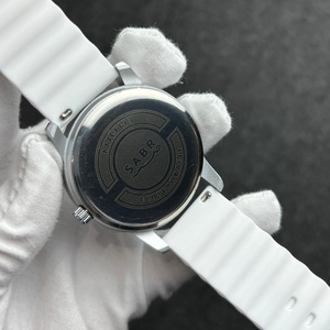 Montre à quartz pour homme Sabr personnalisée de luxe, sportive, en acier inoxydable noir, chiffres arabes, bracelet en silicone gradué avec perles magnétiques - Product Image 6