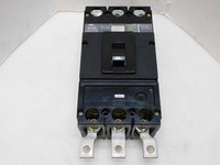 Pemutus Sirkuit Bu-kda3300 300A 3P 240VAC Bu-kda Set Lengkap Aksesoris PLC Industri: Sensor / Kontaktor / Relay