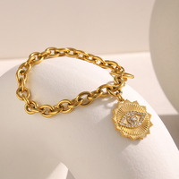 Bracelet Dreamidea en acier inoxydable plaqué or 18 carats avec breloque œil et fermoir à bascule – Bijou tendance et protecteur