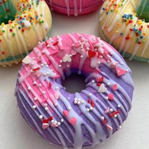 Bombes de bain et bombes de douche bio faites à la main avec du sel de mer naturel pour hydrater les peaux sèches - Style mignon, forme et emballage personnalisés - Product Image 5