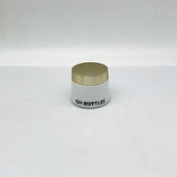 Pot à crème en verre transparent rond et court avec motif en relief et couvercle plaqué or, récipient pour soins du visage