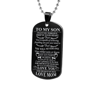 A mi hijo/hija amor mamá colgante de acero inoxidable letra negra collar familiar - Product Image 3