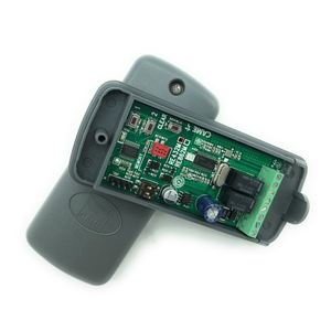 Receptor Exterior de Dos Canales Came 433.92 Mhz 001RE432M, Diseño Minimalista IP54, Abrepuertas de Garaje - Product Image 2