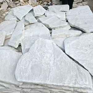 Pierre de parement naturelle blanche à <span class=keywords><strong>prix</strong></span> compétitif pour villas, revêtement extérieur en pierre de parement, panneaux de parement mural en pierre de parement à empilage sec, pierre de parement de type Fieldstone - Product Image 2