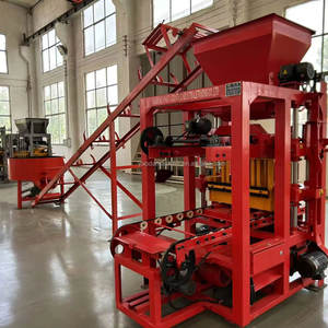 Machine de fabrication de blocs de pavés emboîtables en <span class=keywords><strong>ciment</strong></span> haute productivité YAODA QTJ4-26 avec pompe à moteur pour ligne de production de briques - Product Image 1