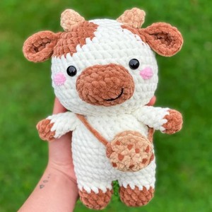Muñeco de peluche de vaca de ganchillo hecho a mano para bebé al por mayor, juguete de Animal de punto de peluche, juguete de Casa de granja de ganchillo bonito - Product Image 1