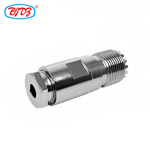 Conector Coaxial RF Hembra Recto UHF para RG58, LMR195, LMR200, RG223, Suministro de Fábrica, Convertidor, Conforme a RoHS - Product Image 1