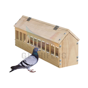 مغذي خشبي للحمام متعدد الأحجام، رائج في أوروبا، مغذي طيور عالي الجودة - Product Image 3