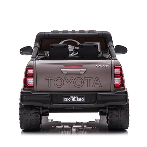 Coche Eléctrico Infantil Personalizado Toyota Hilux con Licencia, Jeep para Niños, Venta al por Mayor, Coche Eléctrico para Niños con Batería Recargable de 12V - Product Image 1
