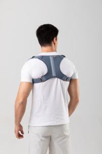 Oubliez de l'enfiler, ce correcteur de <span class=keywords><strong>posture</strong></span> ultra léger pour une correction d'alignement subtile et efficace - Product Image 3