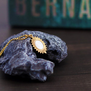 Collar de Joyería con Colgante de Concha Ovalada Chapado en Oro de 18k, de Acero Inoxidable 316L, Resistente al Agua y al Deslustre, Estilo Vintage, para Mujer - Product Image 2