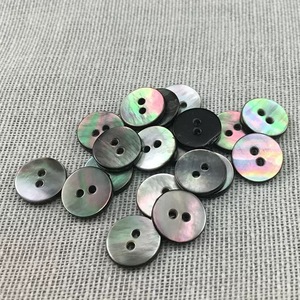 Vòng Phẳng Màu Đen 2 lỗ 16L 18L 20L 1M 1.1cm 1.2cm thiên nhiên Ngọc trai thật con dấu lau nút khói mẹ của ngọc trai vỏ nút - Product Image 3