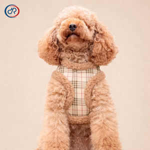 Ensemble Harnais et <span class=keywords><strong>Laisse</strong></span> pour <span class=keywords><strong>Chien</strong></span> <span class=keywords><strong>en</strong></span> <span class=keywords><strong>Peluche</strong></span> à Carreaux Beige OKKPETS avec Collier et <span class=keywords><strong>Laisse</strong></span>, Personnalisable OEM, Harnais Anti-Traction pour <span class=keywords><strong>Chien</strong></span> - Product Image 3