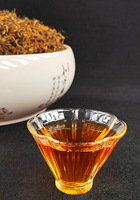 Thé en vrac Dian Hong Soie d'Or parfum miel rouge fin de première récolte du Yunnan 2024, nouveau thé en vrac en boîte/sachet, vente en gros pour fabricants