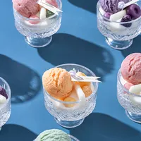2021 מכירה לוהטת סויה שעווה חמוד תות קרח קרם ריחני נרות מסיבת נר