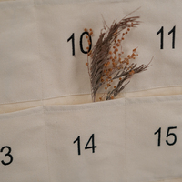 Luxuriöser Weihnachts-Adventskalender aus Naturleinen mit Stickerei, 24 Tage Taschen, Wiederverwendbar, Wandbehang, Weihnachts-Countdown-Dekoration