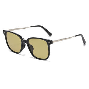 Ks-3872 แว่นกันแดดโพลาไรซ์กรอบใหญ่สำหรับผู้ชายสีชาดำกรอบพลาสติกโลหะป้องกันรังสียูวี 400 ระดับ 2 แว่นกันแดด - Product Image 5