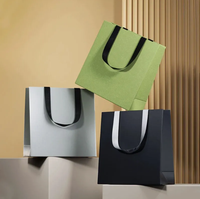 Sacs en papier de luxe personnalisés avec logo imprimé, emballage pour bijoux, bracelet, sac cadeau, sac de shopping avec fermeture à ruban