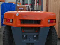 Chariot élévateur diesel 4 roues Heli CPCD70 de 7 tonnes, neuf, de marque chinoise, avec pièces de rechange, pour usage en restaurant, hauteur de levage de 6 m