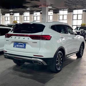 Algeria: Auto Usate Great Wall Motors Haval H6 in Offerta Speciale - Veicoli Classici Urbani a Benzina Economici con Basso Chilometraggio - Product Image 2