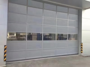 Porte <span class=keywords><strong>de</strong></span> <span class=keywords><strong>garage</strong></span> sectionnelle transparente en matériaux écologiques, résistante aux intempéries et isolée, à ouverture ascendante - Product Image 6