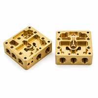 Bloc de distribution de liquide en laiton à ports multiples, composant de contrôle de liquide, usinage CNC, pièces personnalisées, services d'usinage de pièces métalliques