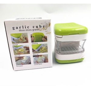 Garlic Chopper Mini Garlic Peeler Mincer Kitchen Tool Manual Food Grade - Product Image 4