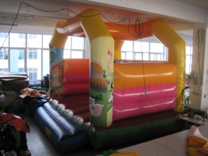 บ้านลมเป่าลมขนาด 13 ฟุต ทำจากวัสดุ PVC สำหรับเช่าเชิงพาณิชย์ - Product Image 5